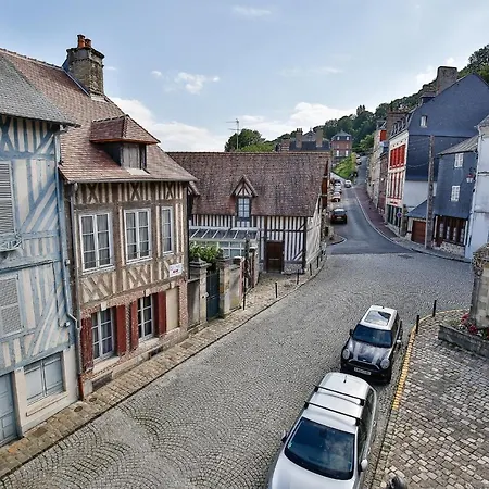 Le Puits De Lumière - Inverted Duplex - 6p- Full Historic Center Appartamento